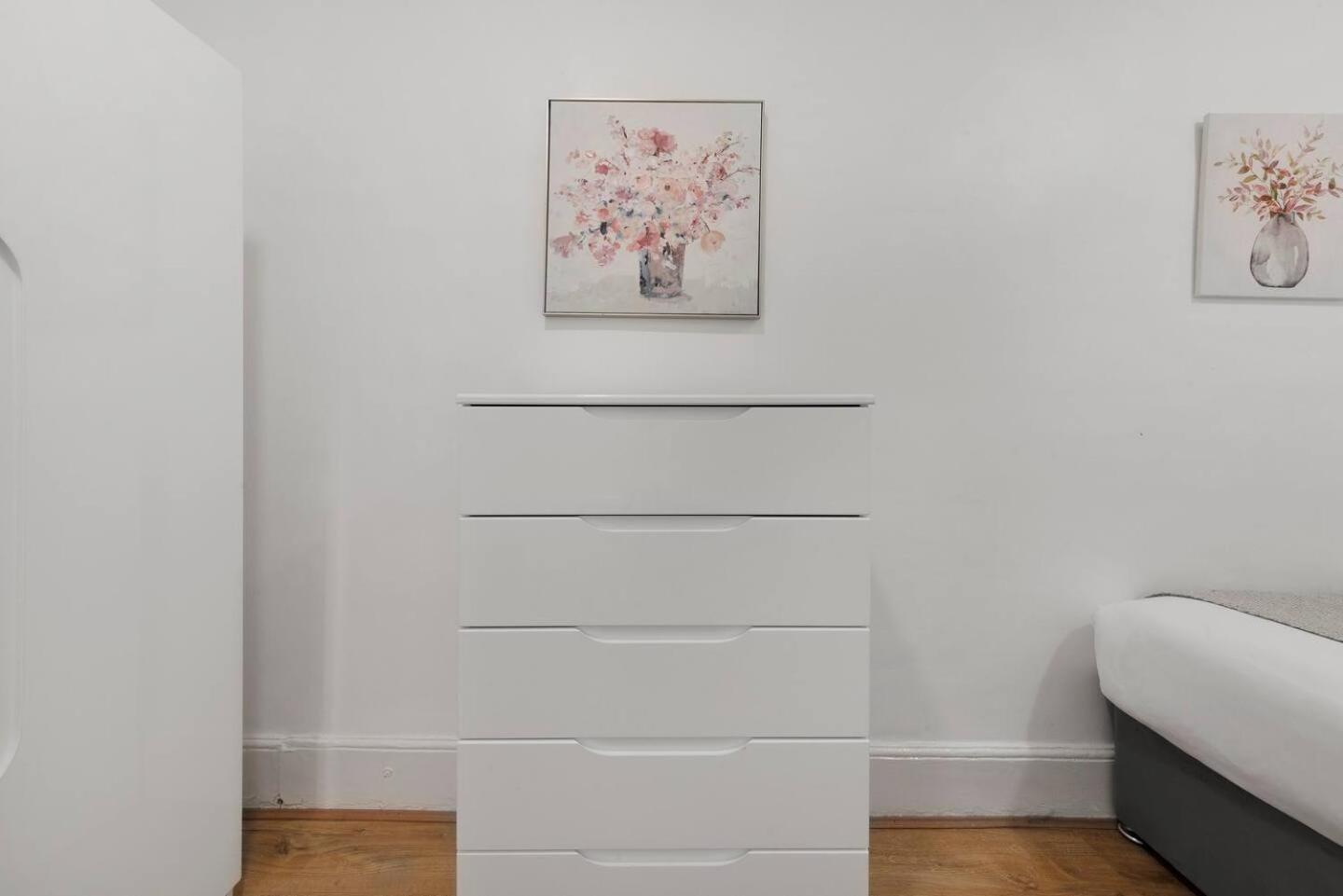 2 Bed Piccadilly Apartment 3 London Exterior photo