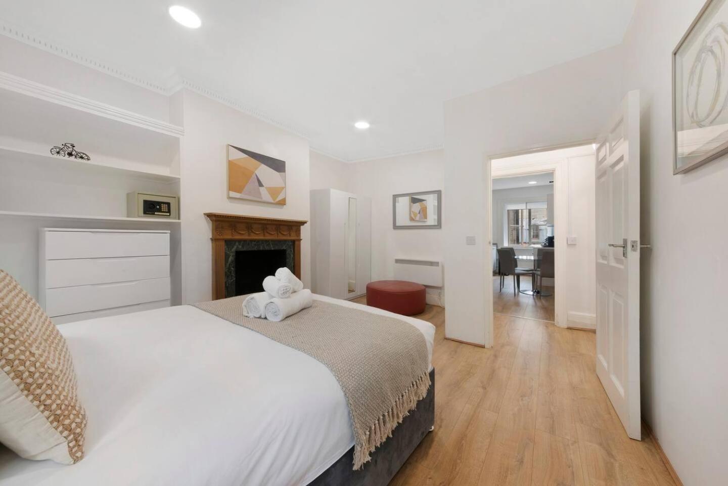 2 Bed Piccadilly Apartment 3 London Exterior photo
